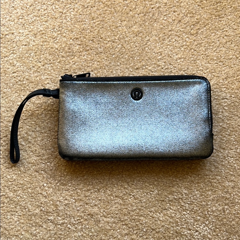 Silver Wristlet Phone Case